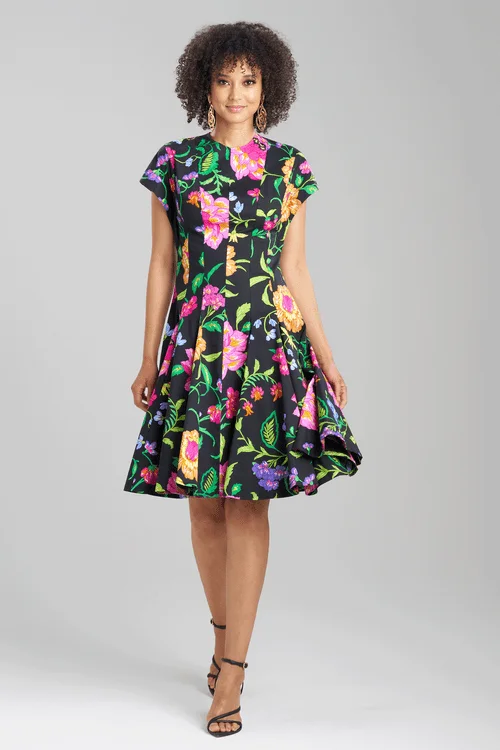 Leather - look sexy dresses for an edgy styleJunko Cotton Poplin Pleated Dress