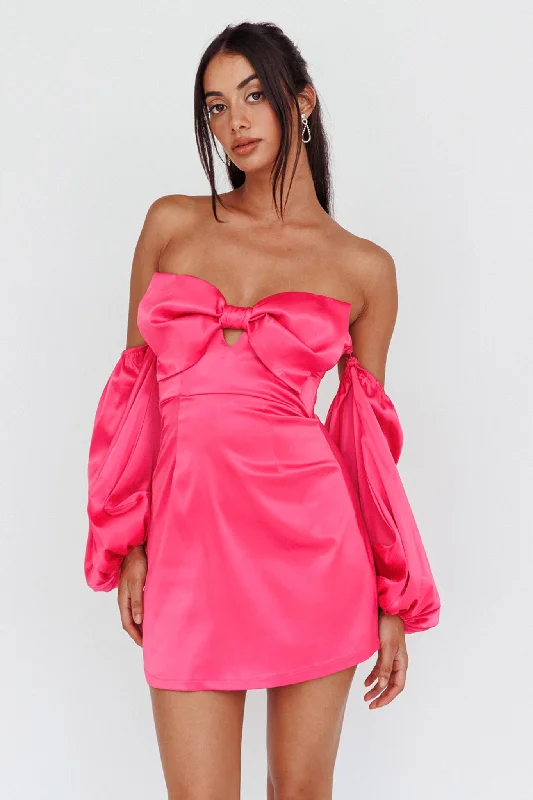 Mini dresses with abstract prints for an artistic look Lilly Off-Shoulder Bow Mini Dress Pink Mini dresses with abstract prints for an artistic look Lilly Off-Shoulder Bow Mini Dress Pink