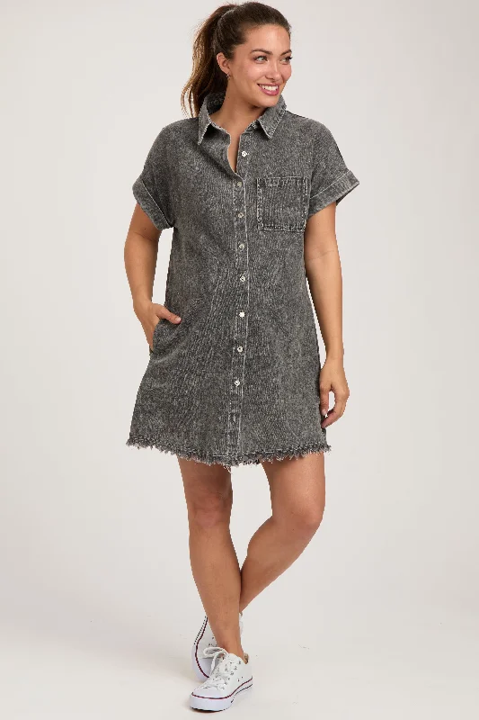 Maternity dress for a baby's first visit to the vegetable garden Black Denim Button Up Maternity Dress Maternity dress for a baby's first visit to the vegetable garden Black Denim Button Up Maternity Dress