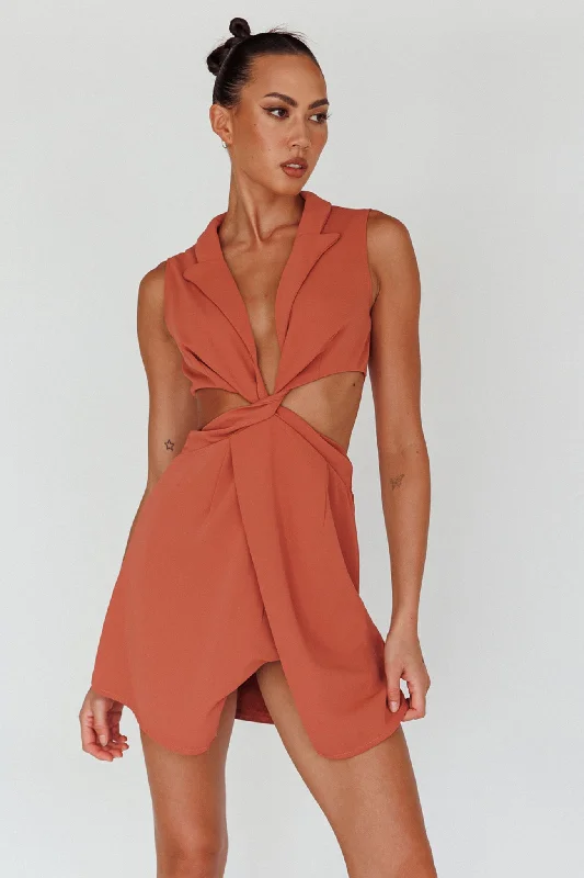 Mini dresses with geometric prints for a modern aesthetic Milarni Collared Cut-Out Mini Dress Rose Mini dresses with geometric prints for a modern aesthetic Milarni Collared Cut-Out Mini Dress Rose
