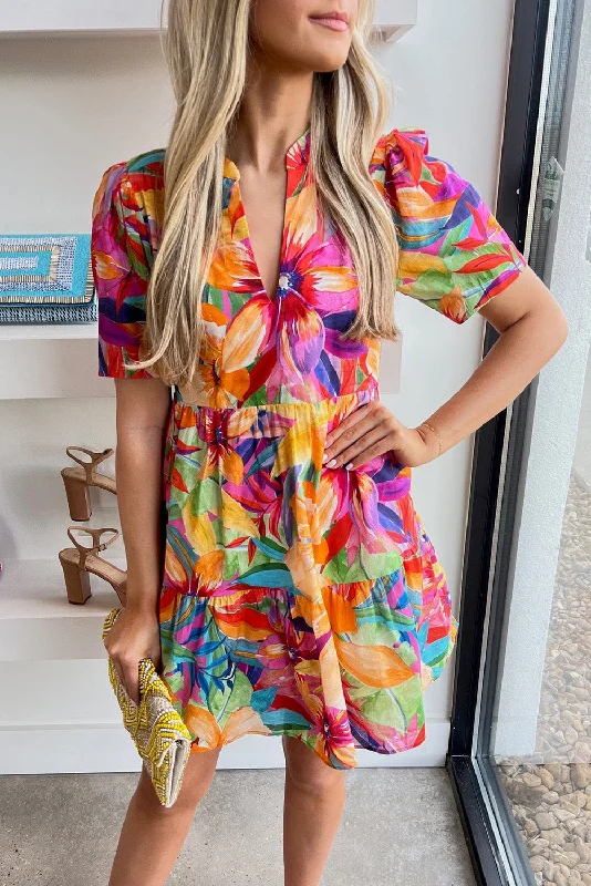 Midi dresses with ribbed textures for a unique and tactile appearance Floral Painting V Neck Tiered Dress Midi dresses with ribbed textures for a unique and tactile appearance Floral Painting V Neck Tiered Dress