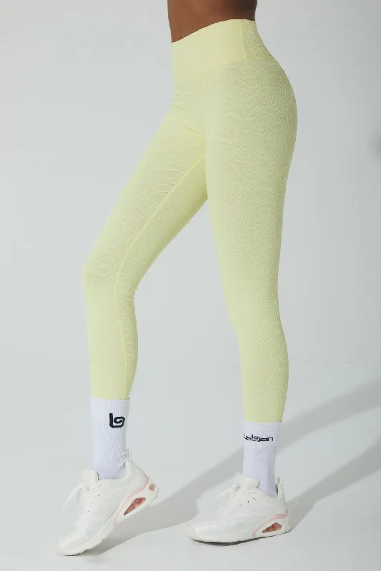 fleece - lined women tights for warmth in winterAlexandra 3D Leggings - Yellow Pearl fleece - lined women tights for warmth in winterAlexandra 3D Leggings - Yellow Pearl