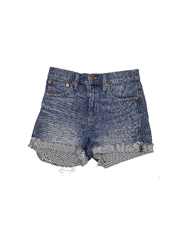 Women's Lace - Trimmed Shorts in White for a Romantic and Elegant OutfitHigh-Rise Denim Shorts in Light Wash Women's Lace - Trimmed Shorts in White for a Romantic and Elegant OutfitHigh-Rise Denim Shorts in Light Wash