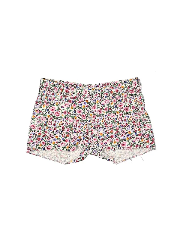 Plus Size Women's Denim Cut - off Shorts with Frayed Edges for a Casual and Laid - Back VibeDenim Shorts Plus Size Women's Denim Cut - off Shorts with Frayed Edges for a Casual and Laid - Back VibeDenim Shorts