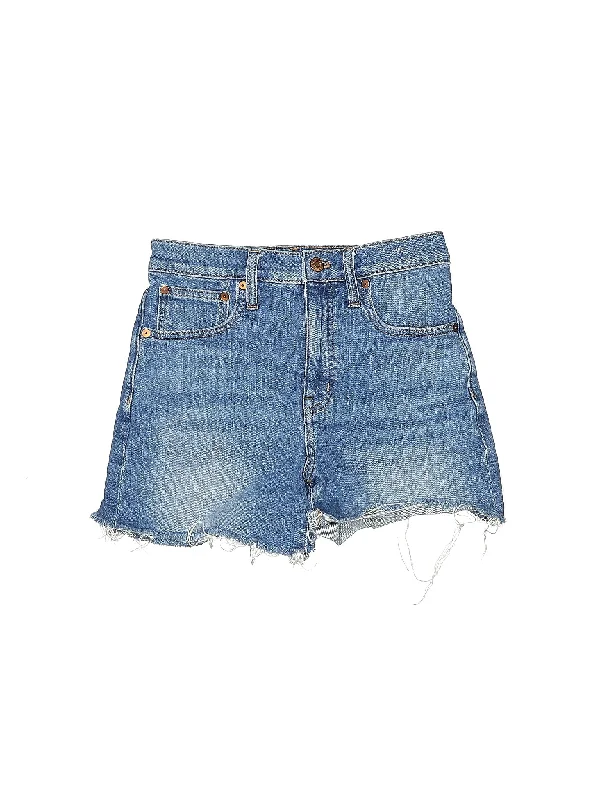 Plus Size Women's Stretch Cotton Athletic Shorts with Side Pockets for Workout SessionsLow-Rise Denim Shorts in Light Wash Plus Size Women's Stretch Cotton Athletic Shorts with Side Pockets for Workout SessionsLow-Rise Denim Shorts in Light Wash