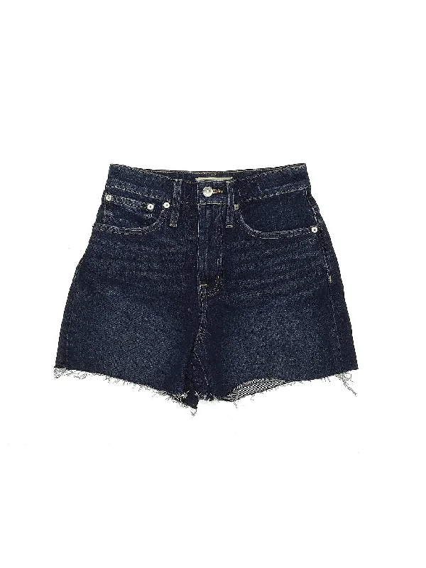 Women's Printed Tropical Patterned Shorts in Turquoise for a Beachy and Fun LookLow-Rise Denim Shorts in Medium Wash Women's Printed Tropical Patterned Shorts in Turquoise for a Beachy and Fun LookLow-Rise Denim Shorts in Medium Wash