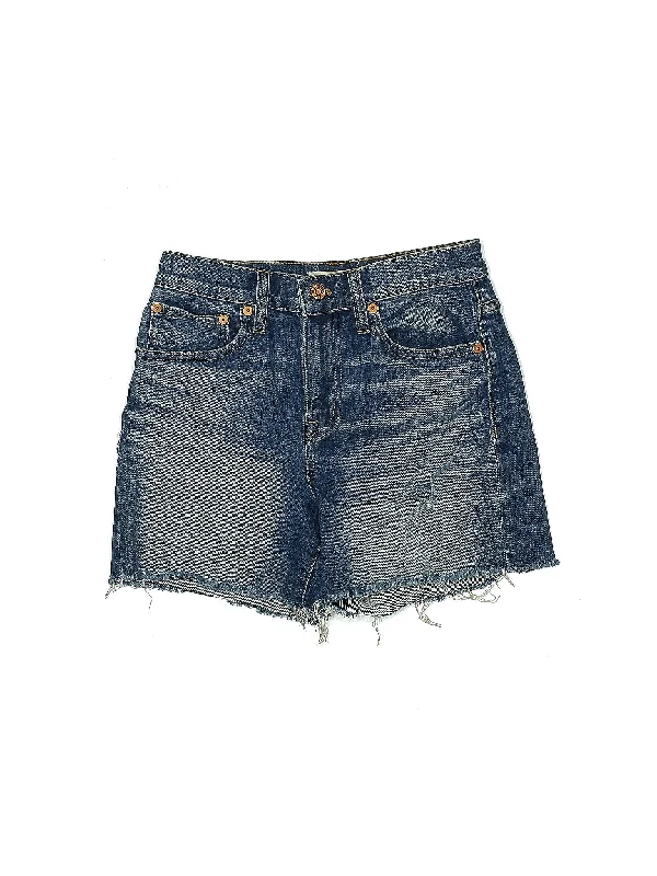 Plus Size Women's Stretch Cotton Athletic Shorts with Side Pockets for Workout SessionsMid-Rise Denim Shorts in Light Wash Plus Size Women's Stretch Cotton Athletic Shorts with Side Pockets for Workout SessionsMid-Rise Denim Shorts in Light Wash