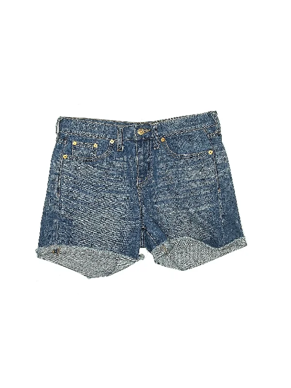 Women's Printed Tropical Patterned Shorts in Turquoise for a Beachy and Fun LookMid-Rise Denim Shorts in Light Wash Women's Printed Tropical Patterned Shorts in Turquoise for a Beachy and Fun LookMid-Rise Denim Shorts in Light Wash