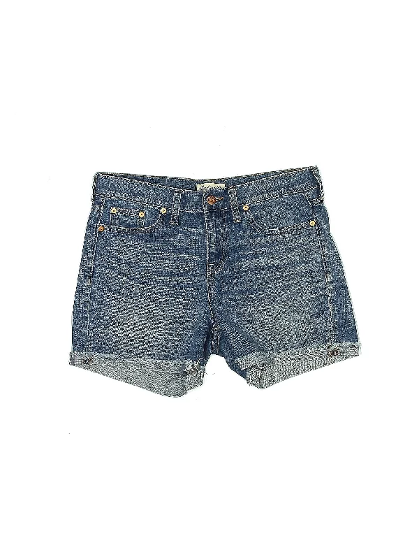 Plus Size Women's Denim Cut - off Shorts with Frayed Edges for a Casual and Laid - Back VibeMid-Rise Denim Shorts in Light Wash Plus Size Women's Denim Cut - off Shorts with Frayed Edges for a Casual and Laid - Back VibeMid-Rise Denim Shorts in Light Wash