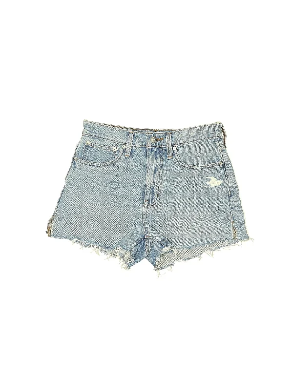 Women's Printed Geometric Patterned Shorts in Bright Colors for a Statement LookMid-Rise Denim Shorts in Light Wash Women's Printed Geometric Patterned Shorts in Bright Colors for a Statement LookMid-Rise Denim Shorts in Light Wash