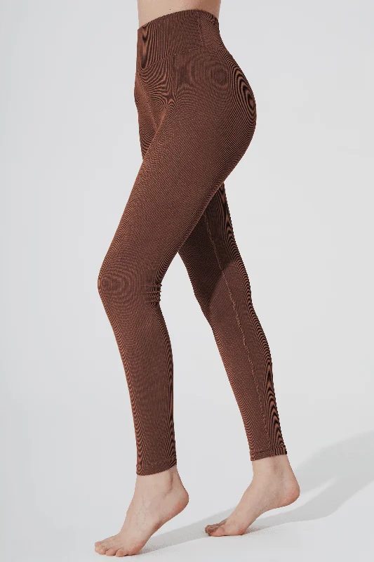 women tights with a textured surface for a unique feelQuerida High Waist R Legging - Maroon Choco women tights with a textured surface for a unique feelQuerida High Waist R Legging - Maroon Choco