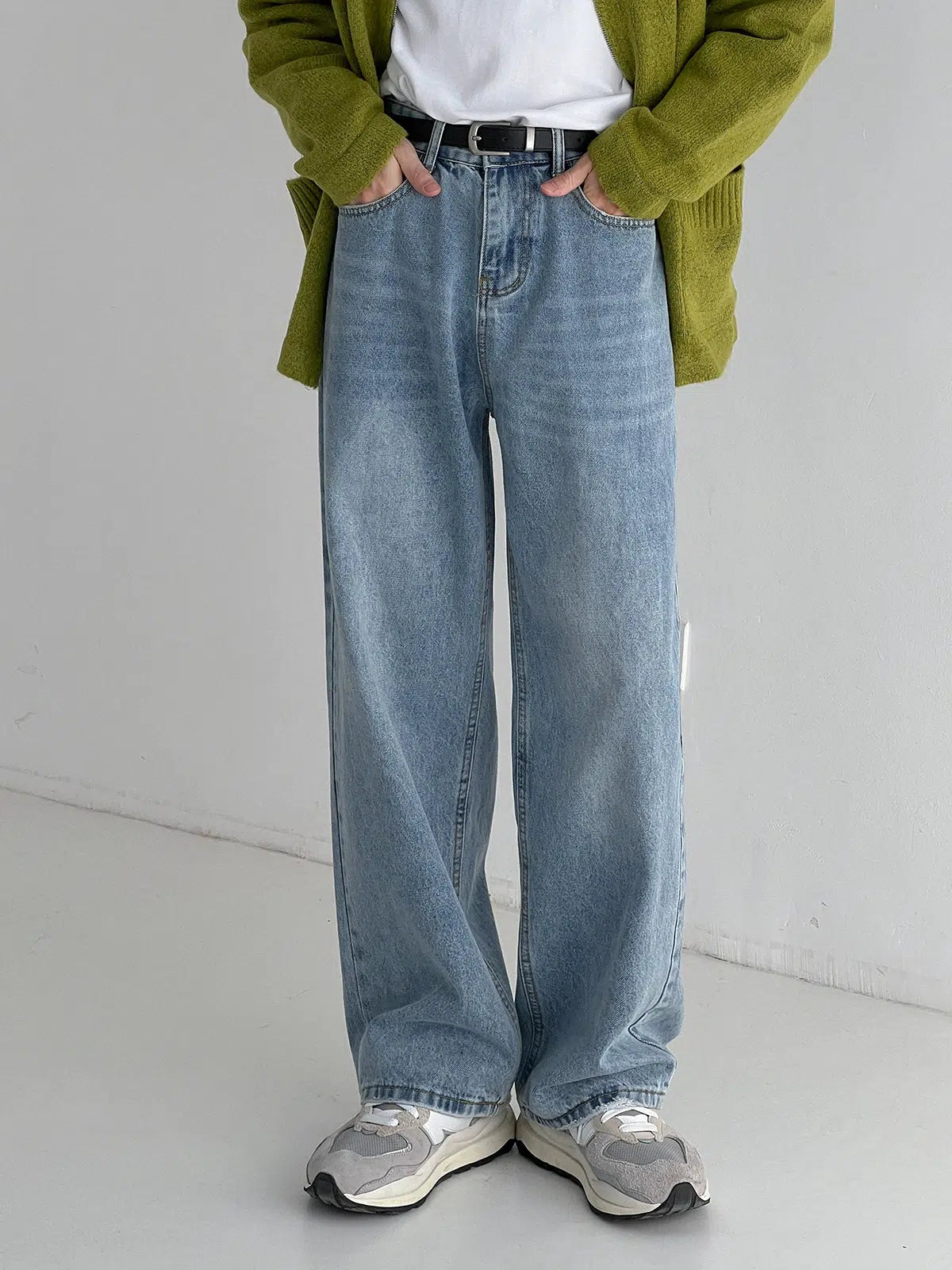 Stretch women jeans for enhanced mobility and comfortWashed High-waisted Wide-leg Jeans Stretch women jeans for enhanced mobility and comfortWashed High-waisted Wide-leg Jeans
