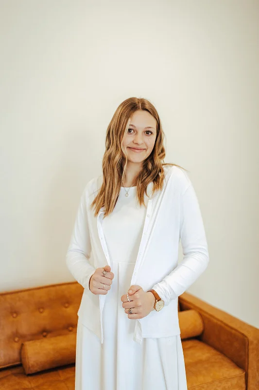 Plus Size Women's Cropped Velvet Blazers in Burgundy for a Night OutElisabeth Cardigan White Plus Size Women's Cropped Velvet Blazers in Burgundy for a Night OutElisabeth Cardigan White