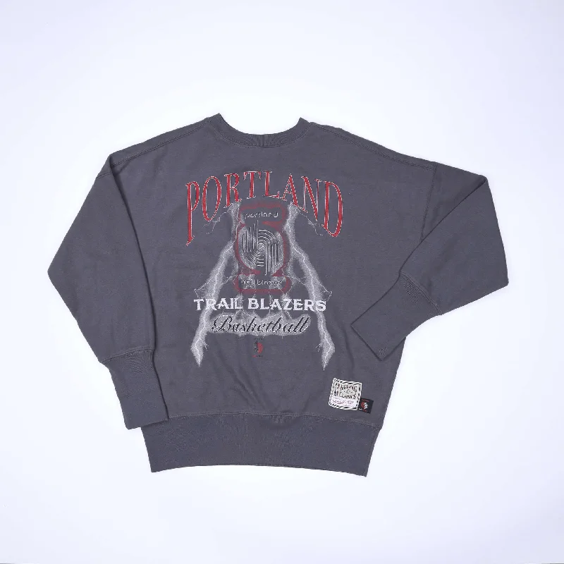 Women's Notched Lapel Blazers in Beige for a Timeless OutfitMitchell & Ness Portland Trail Blazers Women's Logo Lightweight Crew Women's Notched Lapel Blazers in Beige for a Timeless OutfitMitchell & Ness Portland Trail Blazers Women's Logo Lightweight Crew