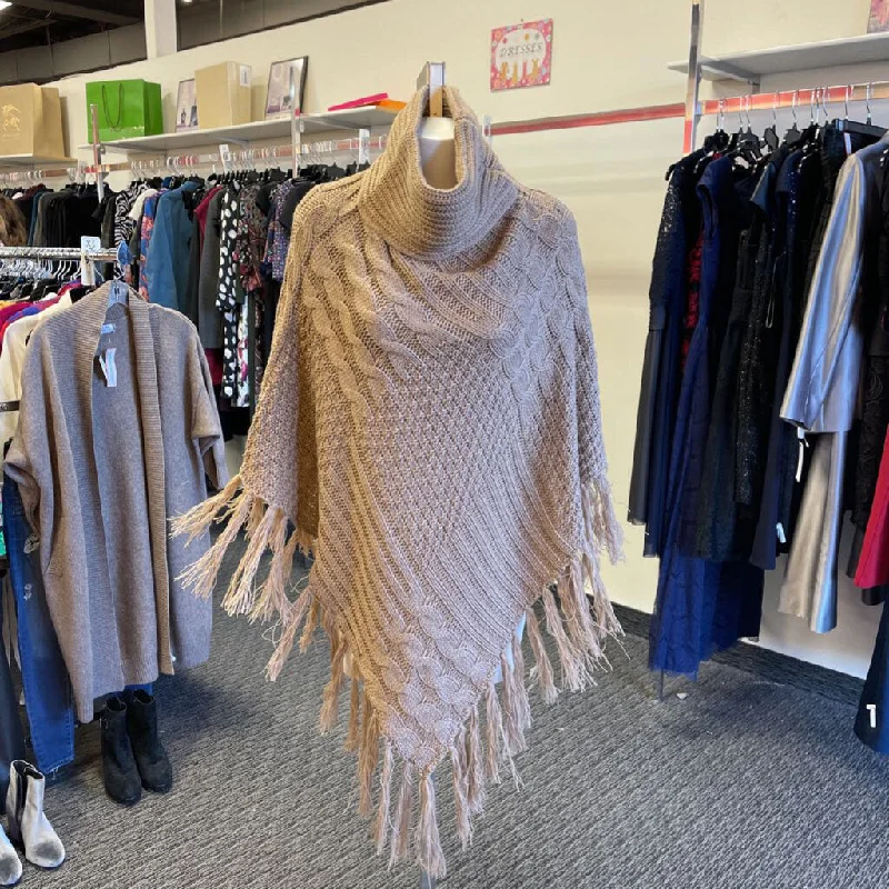 Plus Size Women's Pocket - Detail Sweater in Olive Green for a Practical and Fashionable PieceCherie Bliss fringe poncho O/S Plus Size Women's Pocket - Detail Sweater in Olive Green for a Practical and Fashionable PieceCherie Bliss fringe poncho O/S