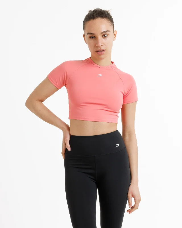 Crop Top Women T Shirt to Pair with High - Waisted BottomsTraining Short Sleeve Crop Top - Pink Crop Top Women T Shirt to Pair with High - Waisted BottomsTraining Short Sleeve Crop Top - Pink