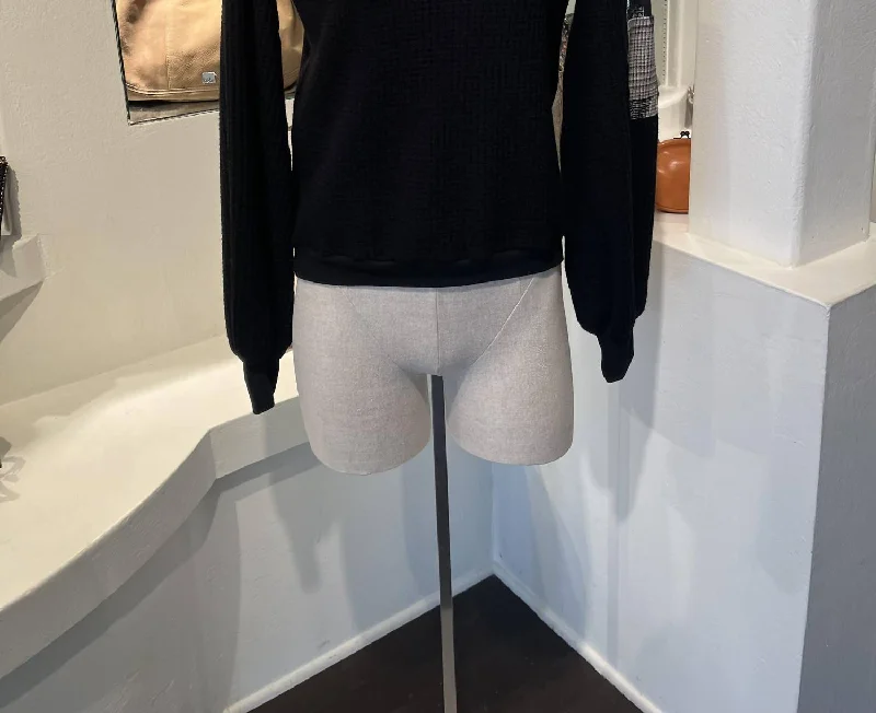 Sleeveless Women's Silk Blend Sweater Dresses for a Sophisticated LookPlaid Waffle Sweater In Black Multi Sleeveless Women's Silk Blend Sweater Dresses for a Sophisticated LookPlaid Waffle Sweater In Black Multi