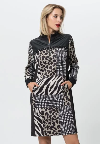 Women's Turtleneck Cashmere - Blend Sweater in Charcoal for a Sophisticated Winter EnsembleTuzzi Animal Print Dress Women's Turtleneck Cashmere - Blend Sweater in Charcoal for a Sophisticated Winter EnsembleTuzzi Animal Print Dress