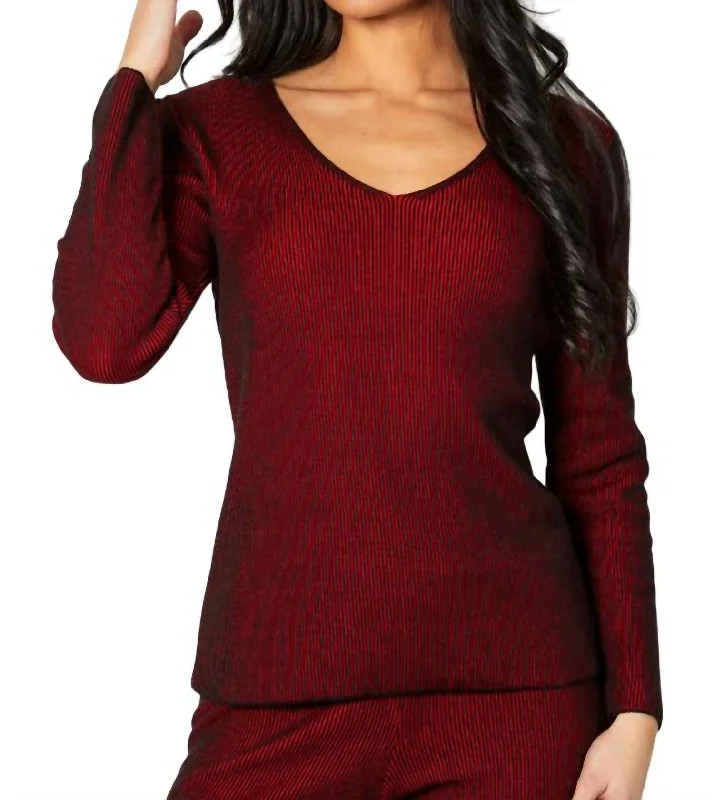 Short Sleeve Women's Cashmere Sweater Dresses in Pastel HuesTwo Tone Ribbed V-Neck Top In Rouge Short Sleeve Women's Cashmere Sweater Dresses in Pastel HuesTwo Tone Ribbed V-Neck Top In Rouge