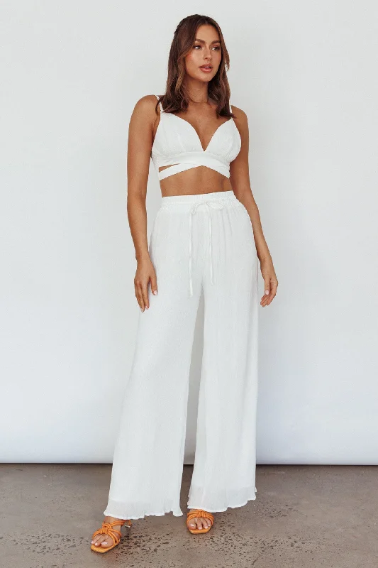 Sleeveless Women Dress in Bright Colors for Summer PartiesCove Elasticated Pants Ivory Sleeveless Women Dress in Bright Colors for Summer PartiesCove Elasticated Pants Ivory