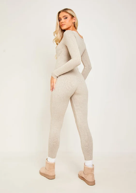 Belted Women's Cotton Blend Sweater Dresses for a Casual LookSavannah Oatmeal Knitted Long Sleeve Jumpsuit Belted Women's Cotton Blend Sweater Dresses for a Casual LookSavannah Oatmeal Knitted Long Sleeve Jumpsuit
