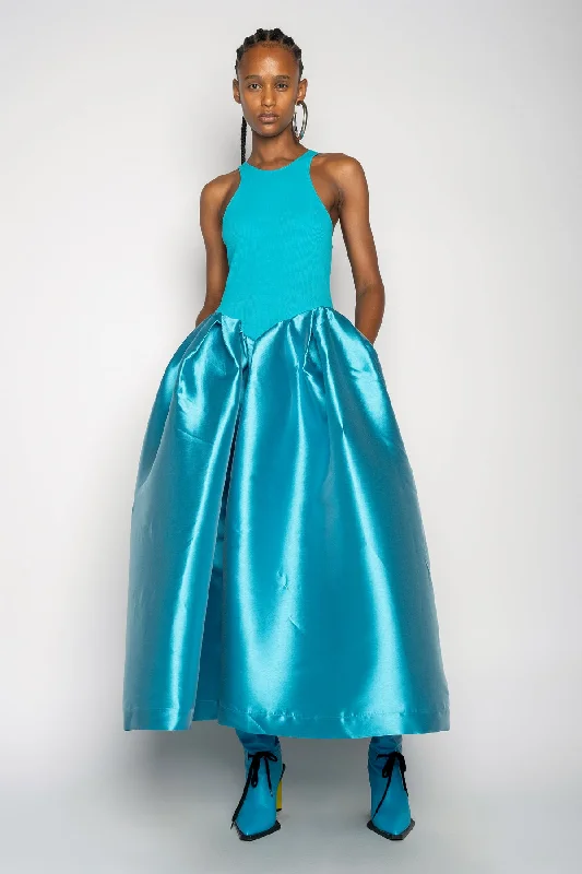 Strapless Women Dress with a Built - in Bra for Comfort and Support Strapless Women Dress with a Built - in Bra for Comfort and Support BLUE DRESS WITH TANK TOP SCOOPED Strapless Women Dress with a Built - in Bra for Comfort and Support Strapless Women Dress with a Built - in Bra for Comfort and Support BLUE DRESS WITH TANK TOP SCOOPED