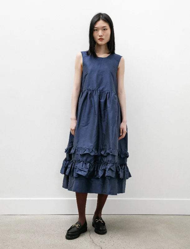 Ruffled Women Dress with Multiple Layers for a Playful and Girly Style Ruffled Women Dress with Multiple Layers for a Playful and Girly Style Silk Dupion Genevieve Dress Wilhelm Blue Ruffled Women Dress with Multiple Layers for a Playful and Girly Style Ruffled Women Dress with Multiple Layers for a Playful and Girly Style Silk Dupion Genevieve Dress Wilhelm Blue
