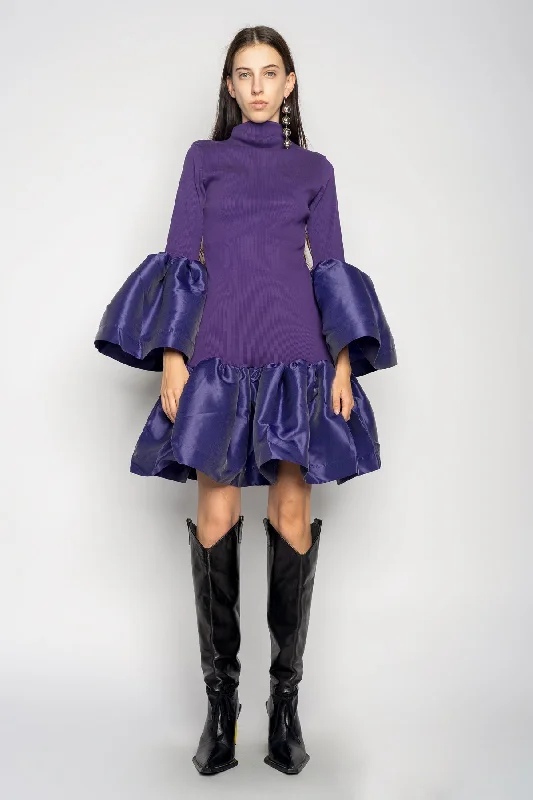 Empire Waist Women Dress to Accentuate the Bust and Conceal the Waist Empire Waist Women Dress to Accentuate the Bust and Conceal the Waist PURPLE PUFF SLEEVE AND HEM DRESS Empire Waist Women Dress to Accentuate the Bust and Conceal the Waist Empire Waist Women Dress to Accentuate the Bust and Conceal the Waist PURPLE PUFF SLEEVE AND HEM DRESS