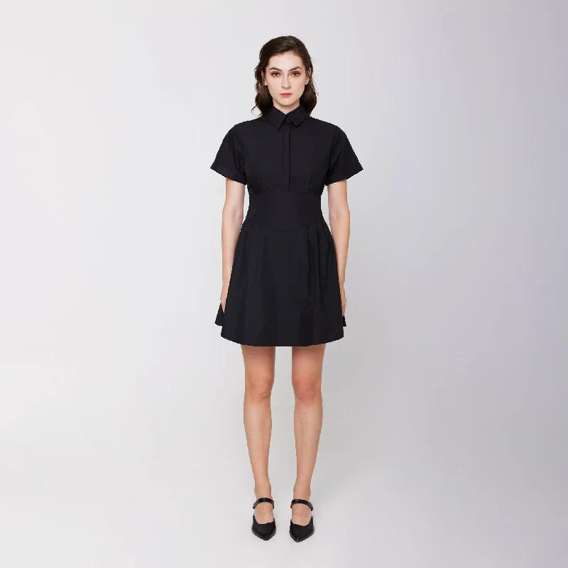 Ball Gown Women Dress with a Full Skirt for a Princess - like Look Ball Gown Women Dress with a Full Skirt for a Princess - like Look Short Sleeve Shirt Dress
