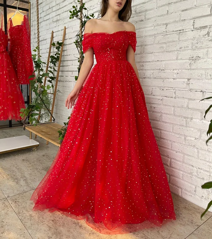 Midi dresses with pleated bodices for a classic and tailored lookCrimson Galaxy Gown Midi dresses with pleated bodices for a classic and tailored lookCrimson Galaxy Gown