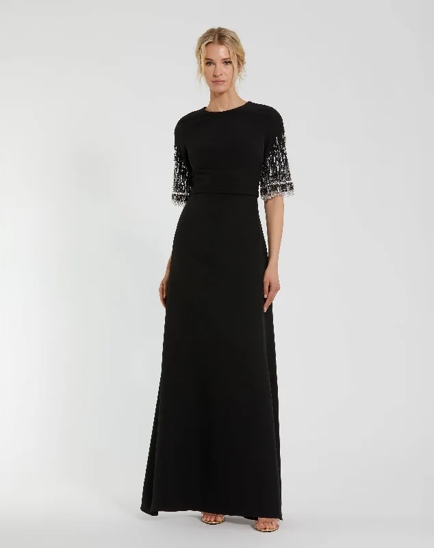 Maxi dresses with abstract print panels and sheer overlays for a modern and artistic lookCrepe A Line Gown With Beaded 3/4 Sleeves Maxi dresses with abstract print panels and sheer overlays for a modern and artistic lookCrepe A Line Gown With Beaded 3/4 Sleeves