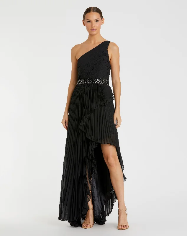 Maxi dresses with side - slit pockets and solid - color fabrics for a practical and stylish lookBlack Pleated One Shoulder Asymmetrical Ruffle Hem Gown Maxi dresses with side - slit pockets and solid - color fabrics for a practical and stylish lookBlack Pleated One Shoulder Asymmetrical Ruffle Hem Gown