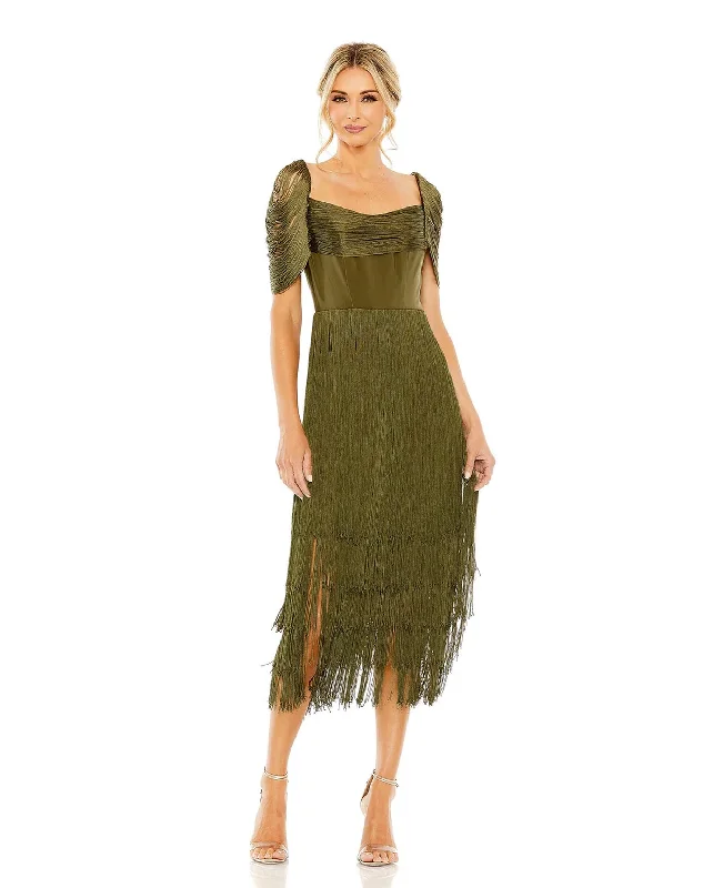Printed cocktail dresses with geometric patterns for a contemporary aestheticMac Duggal 20568 Short Sleeve Fringe Detailed Midi Dress Printed cocktail dresses with geometric patterns for a contemporary aestheticMac Duggal 20568 Short Sleeve Fringe Detailed Midi Dress