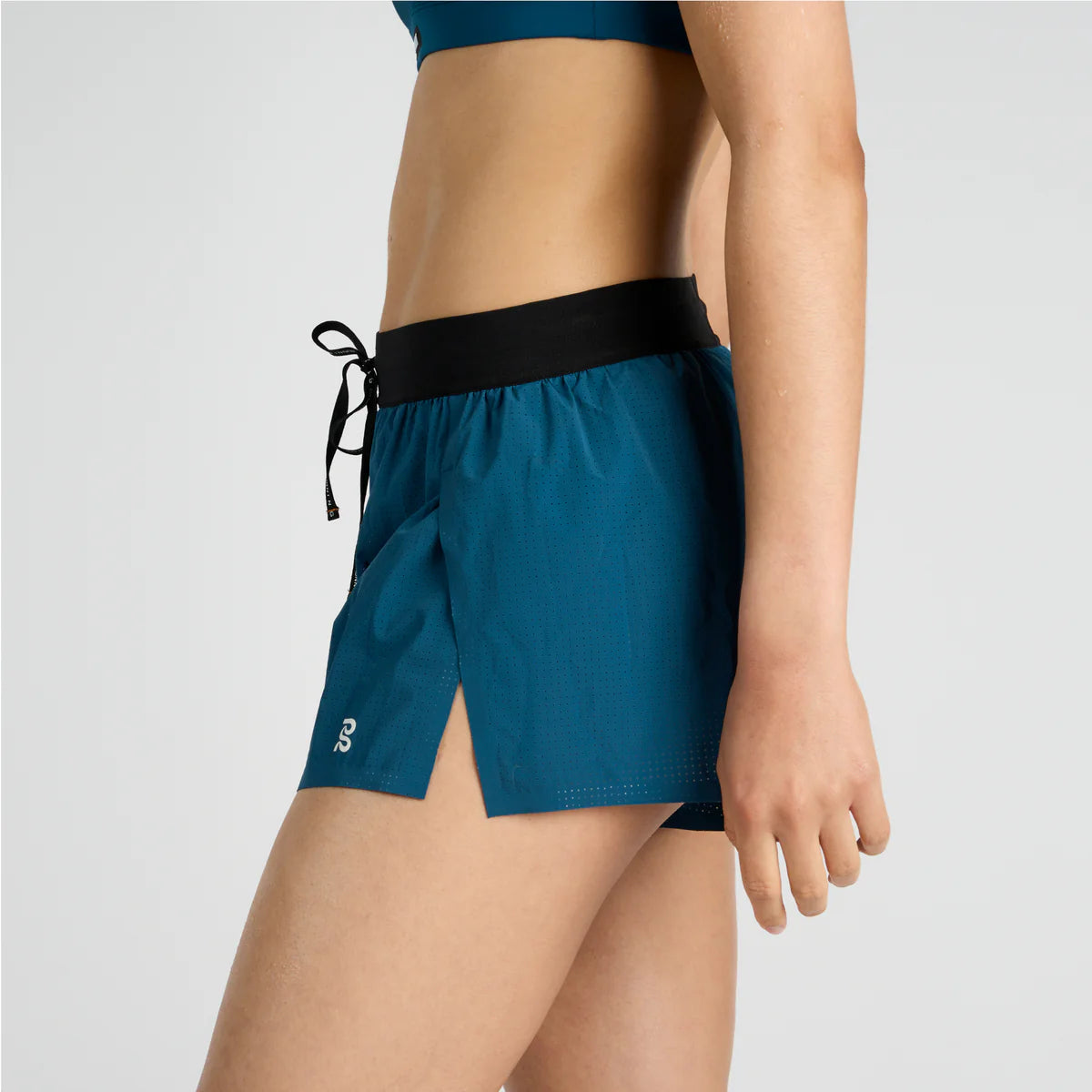 Stretchable Women Shorts for Maximum MobilityBandit Running Vento Women's 3" Splitty Short - Deep Teal Stretchable Women Shorts for Maximum MobilityBandit Running Vento Women's 3" Splitty Short - Deep Teal
