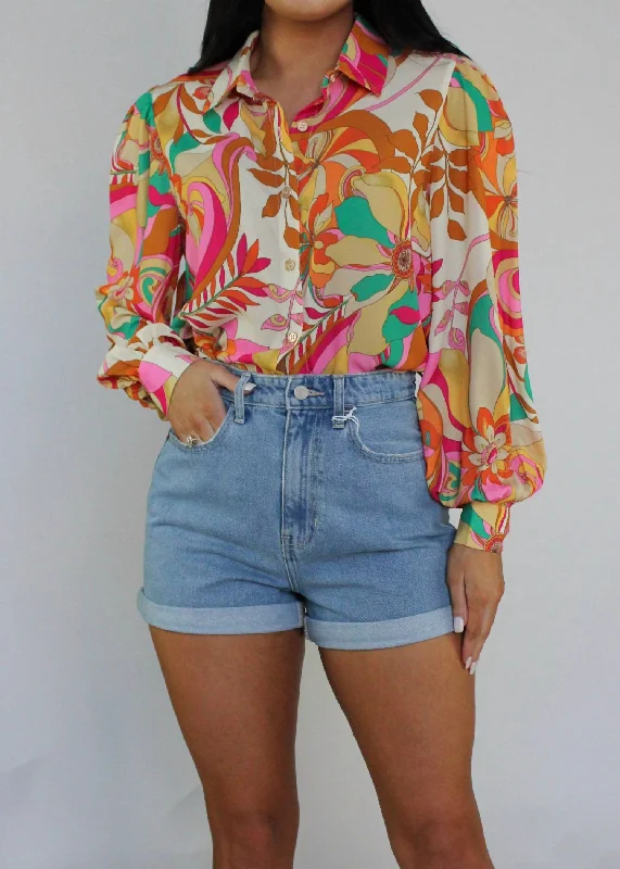Bermuda Women Shorts for a Classic and Sophisticated LookThe Stella Denim Shorts In Light Denim Bermuda Women Shorts for a Classic and Sophisticated LookThe Stella Denim Shorts In Light Denim