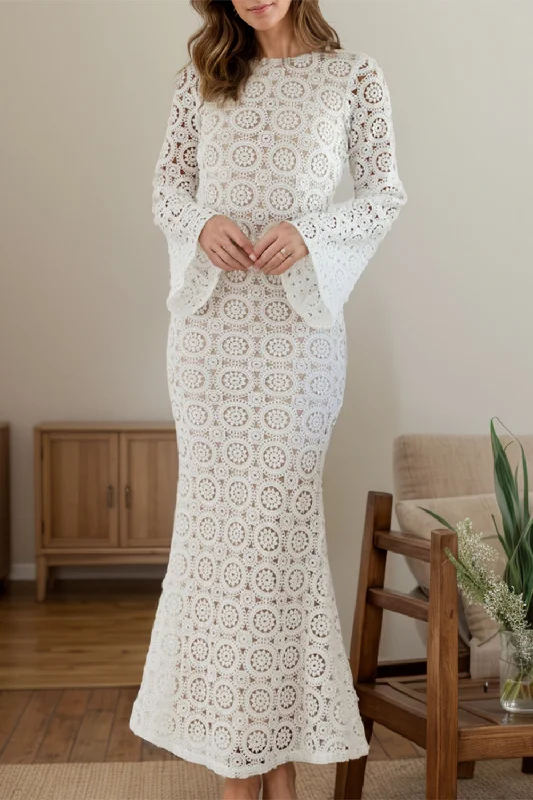 Printed Bodysuits with Floral Patterns for a Feminine VibeLace Backless Round Neck Flare Sleeve Dress Printed Bodysuits with Floral Patterns for a Feminine VibeLace Backless Round Neck Flare Sleeve Dress